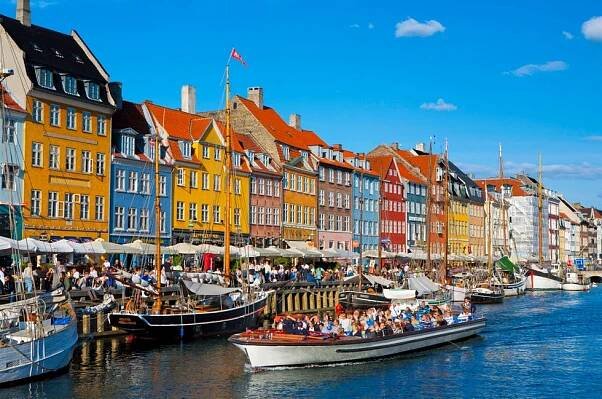 Nyhavn Canal in copenhagen