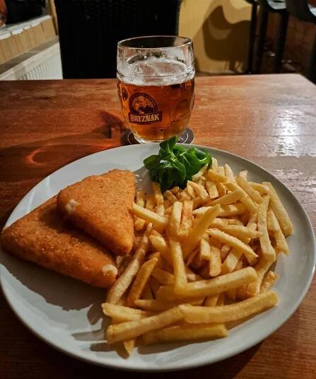 U Hajných (Restaurace a pohostinství) • Mapy.com