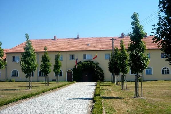 1570 RADNIC – Moravská vlajka na půl žerdi