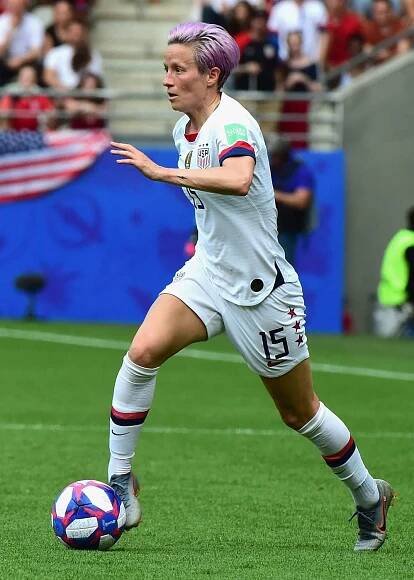Megan Rapinoe of USA in action during the 2019 FIFA Women's World Cup France Round Of 16 match between Spain and USA at Stade Auguste Delaune on June 24, 2019