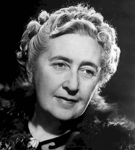Agatha Christie: *15.9.1890 – †12.1.1976, významná anglická spisovatelka