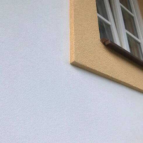 Fasádní silikátová hladká bílá štuková omítka Novalith - Obrázek 4