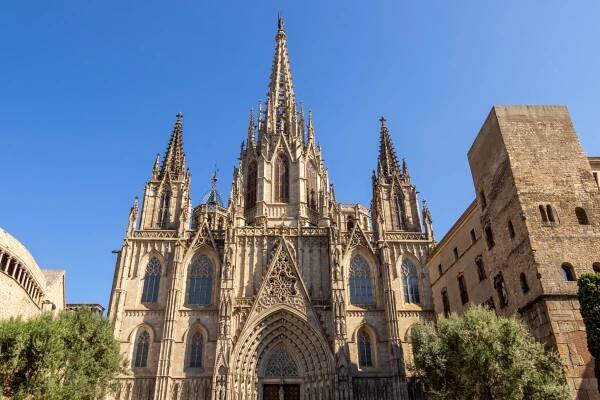 Barcelona – (nejen) po stopách Gaudího – Na skok do světa