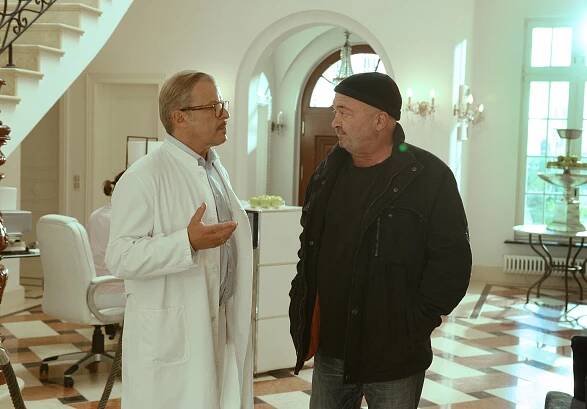 Správná dvojka - Scharfe Schnitte - Z filmu