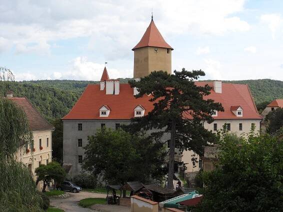 File:Brno, Bystrc, hrad Veveří (14).jpg