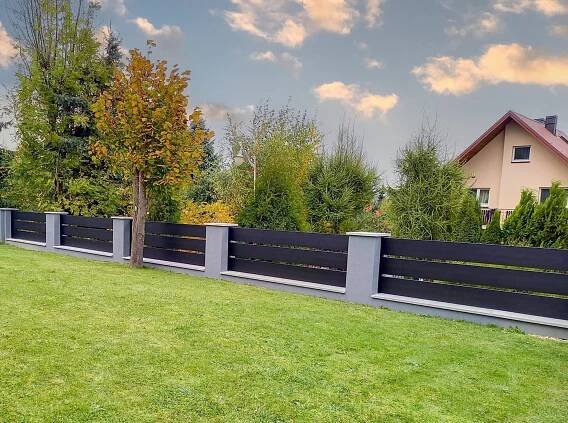 Hliníkový palisádový plot ALUgate AG250 - ALUgate výrobce hliníkových plotů