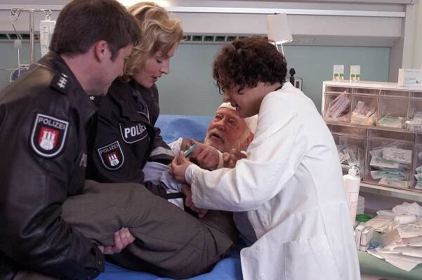 Policie Hamburk - Srdce jako led - Z filmu - Sanna Englund, Joost Siedhoff, Marie-Lou Sellem