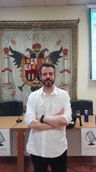 Vicente Luis Mora