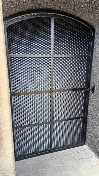 Brány a oplocení, instalace a zapojení pohonů bran Tousek - mwz.cz