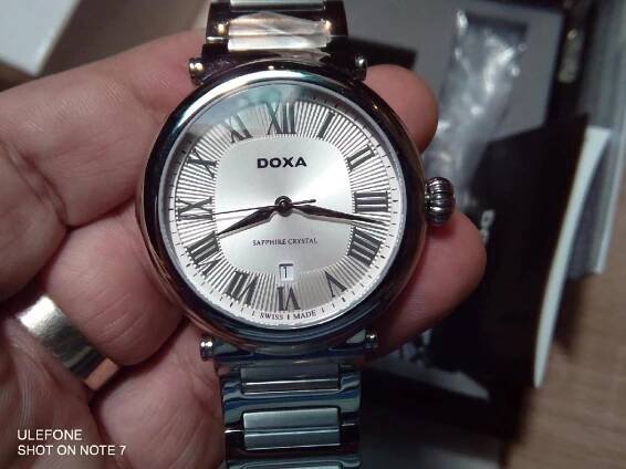 DOXA V TOP STAVU,NENOŠENÉ, S KRABIČKOU ATD
