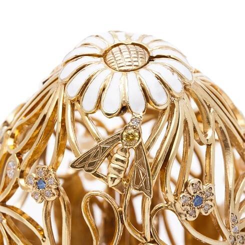 Originální klenot na téma Jaro se zlatou uncovou mincí Gustav Fabergé proof | Česká mincovna