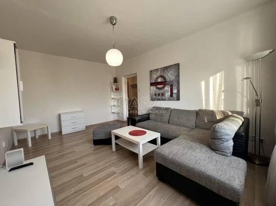 Podnájem zařízeného bytu 2+1 s lodžií, 53m, ul. Školská, Karviná – QARA