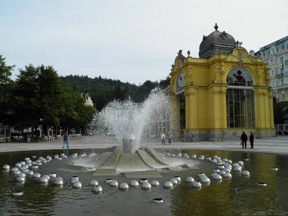 Kolonáda v Mariánských… - Lázně | Turistika.cz