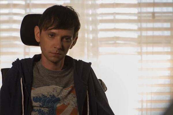 Legit - Death (S02E02) (2014)