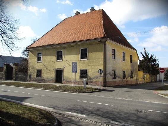 budova fary