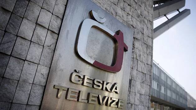 Poplatky za televizi a rozhlas: Co se změní, kdo a kolik bude platit, co mobily