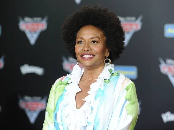 Jenifer Lewis Explains What Bipolar Disorder Feels Like: 'Mania Is Exhausting—It Can Ruin Your Entire Life'