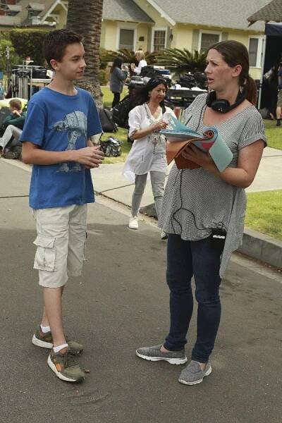Hayden Byerly, Aprill Winney - Fosterovi - Den otců - Z natáčení