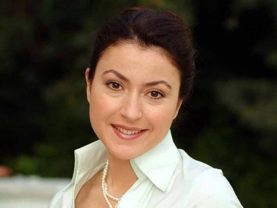 Yonca Cevher fotky