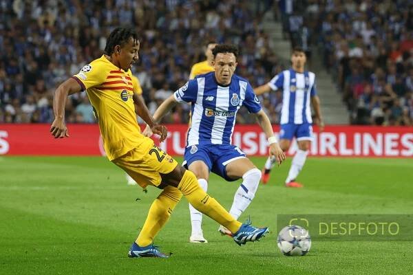 FC Porto vs FC Barcelona – UEFA Champions League 2023/24 – Matchday2 – Despfoto