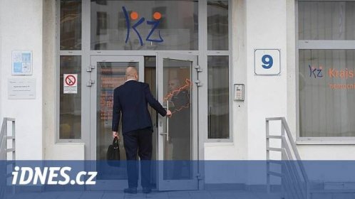 Jeden z obviněných z manipulace zakázek se přiznal a chce spolupracovat - iDNES.cz