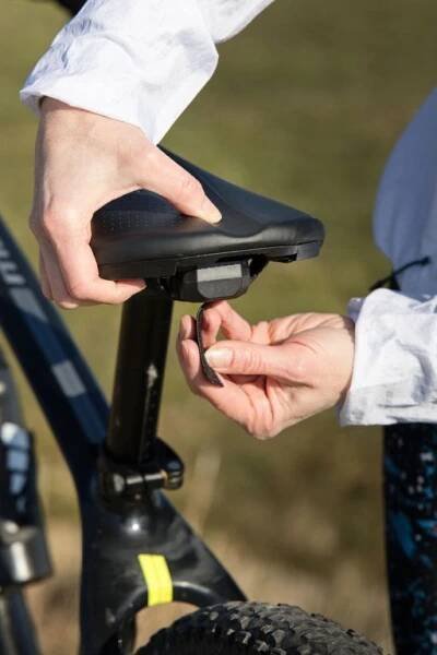 Mala GPS tracker na kolo
