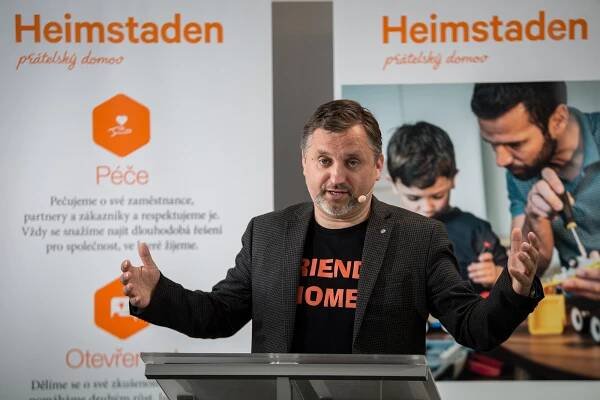 Omezte kouření z oken, vyzývá ostravský Heimstaden své nájemníky