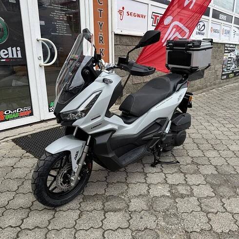 Motorky Can-Am, motorky Benelli, motorky Sym, motorky Yadea, motorky Ski-doo, motorky Lynx, motorky KTM, dětské motorky