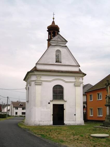 Tři Dvory (Litovel)