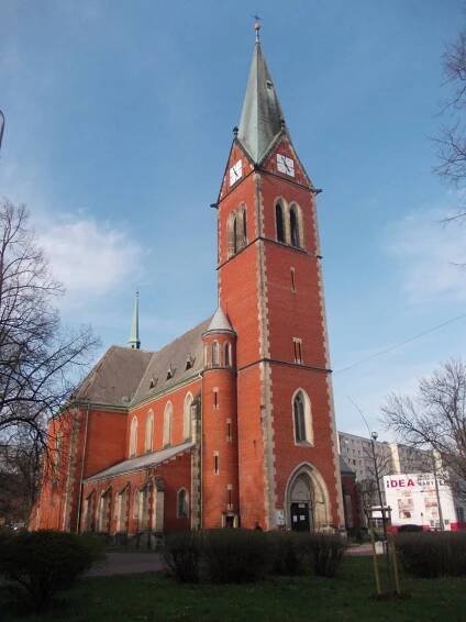 Teplice - kostol Božského... - Kostel