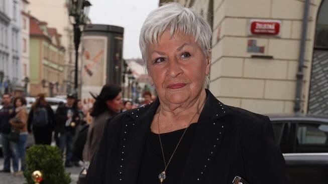Zemřela legendární hlasatelka Kamila Moučková (†92): Stála u zrodu prvních Televizních novin – eXtra.cz