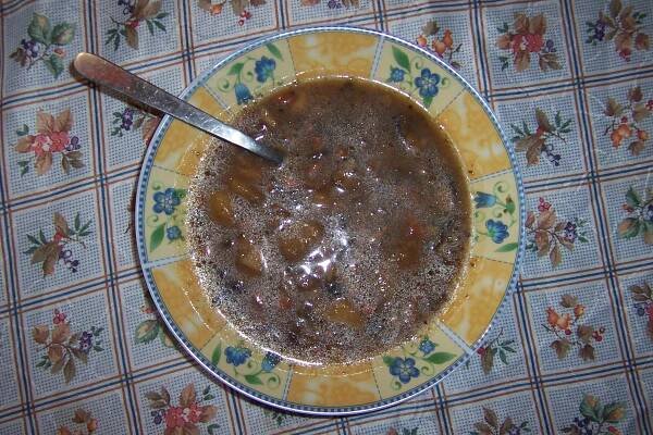 Recept: Domácí hříbková polévka