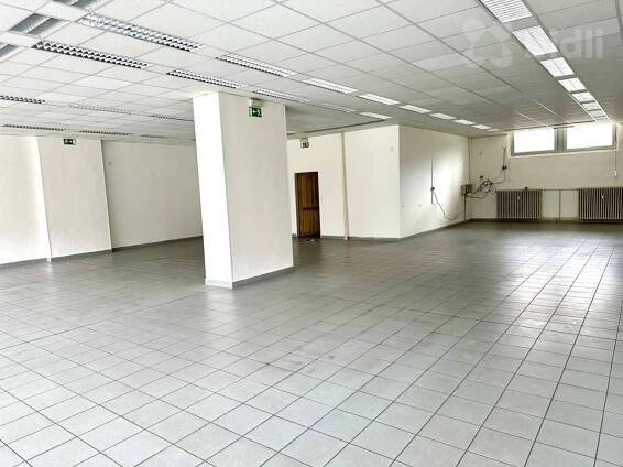 Obchodní prostor, pronájem, Palackého třída, Zelené Předměstí, Pardubice