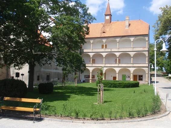 Informační centrum BOHUTICE – Zámek