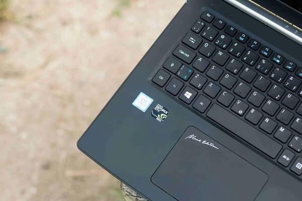 Krátká recenze notebooku Acer Aspire V 15 Nitro Black Edition II