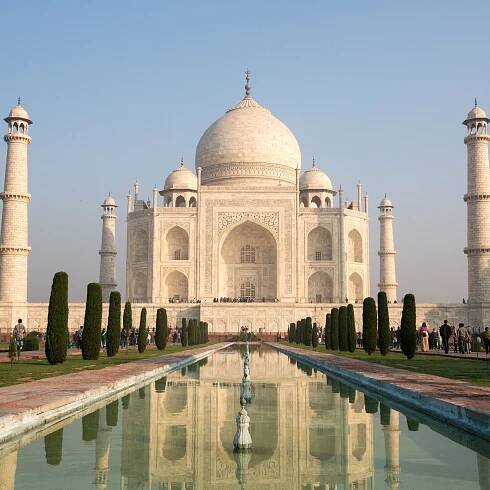 India's Taj Mahal Is Turning Green