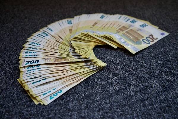 Pôžička bez registra a dokladovania príjmu - spotrebný úver, pôžička 200 eur a 1 000 eur - KD.sk