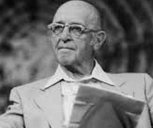 Carl Rogers Biography - Childhood, Life Achievements & Timeline
