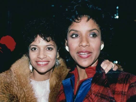 Debbie Allen and her sister Phylicia Ayers-Allen attend the Night of 100 Stars II gala to benefit the Actors Fund on February 17, 1985.