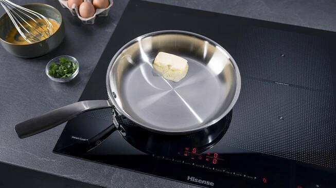 Panvička s máslem na Indukční varná deska Hisense I6456CB_05