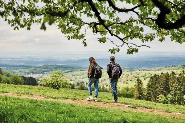 Wandern mit Weitblick in der Vulkanregion Vogelsberg im Herzen Hessens