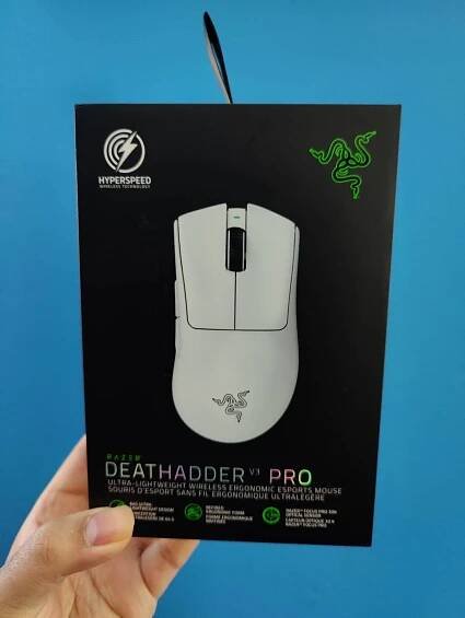 Razer DeathAdder V3 Pro 4