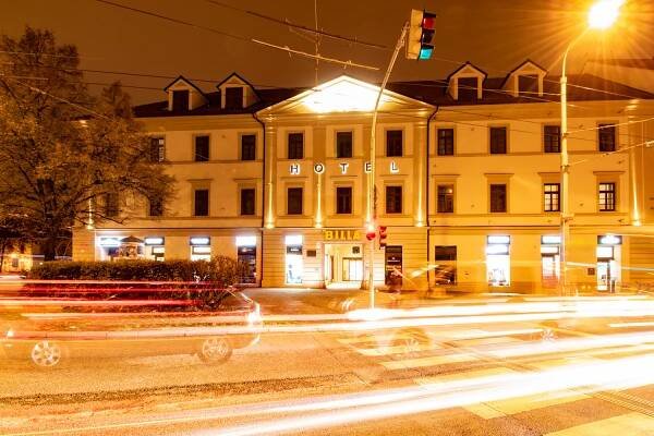 Krátkodobé parkování | Obchodní centrum Mariánská