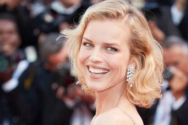 Eva Herzigová: Z přehlídkových mol až do Hollywoodu