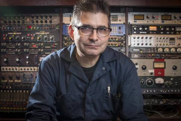 Zemřel „hudební inženýr“ Steve Albini (†61): Nahrával s Nirvanou a odmítal tantiémy!