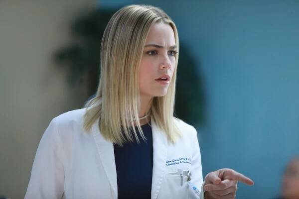 The Mindy Project - The Midwife's Tale - Z filmu - Rebecca Rittenhouse