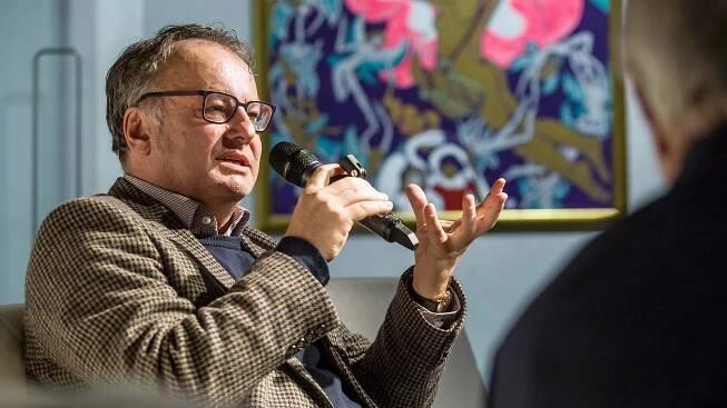 Salon hostil významné řečníky a pokřtilo se nové vydání bookmagu N&N - NN Magazine