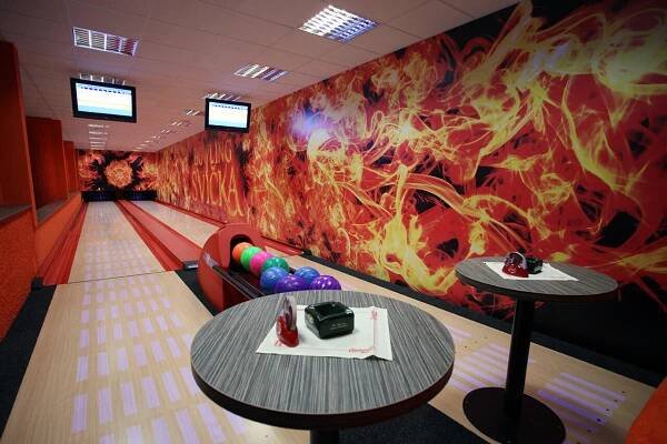 Bowling Svíčka v Táboru - 2 profesionální bowlingové dráhy