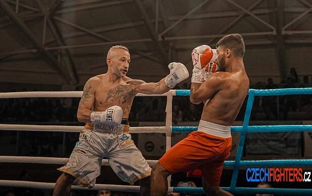 Michal Dufek: „Připravoval jsem se na exhibici s Konečným, nakonec půjdu do profi zápasu s Dočekalem“ - www.czechfighters.czwww.czechfighters.cz