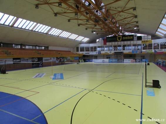 Sportovní hala žila badmintonem!!